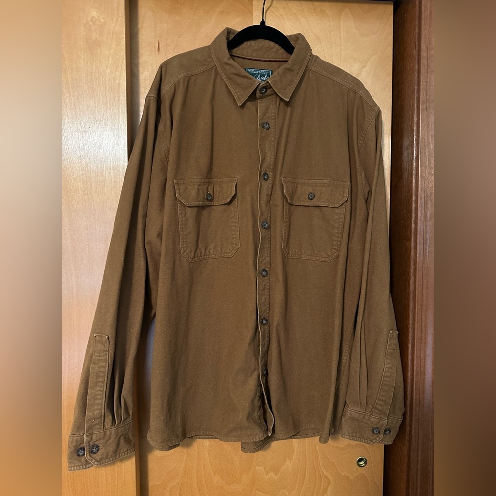 Woolrich men’s brown thick cotton button down size XL